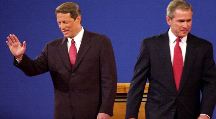 Al Gore y George W. Bush en 2000 Al Gore y George W. Bush en 2000