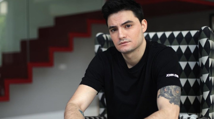 Felipe Neto