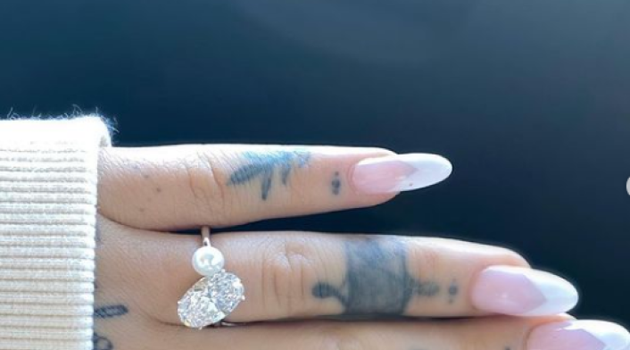 Anillo de compromiso de Ariana Grande