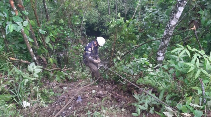 Caída de vehículo por un abismo en San Luis, Antioquia.