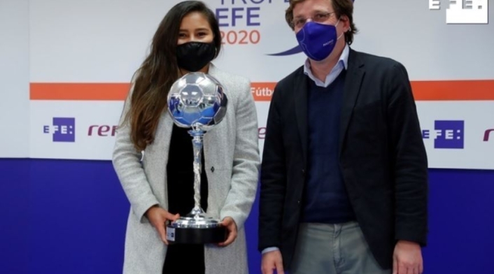 Leicy Santos premio EFE