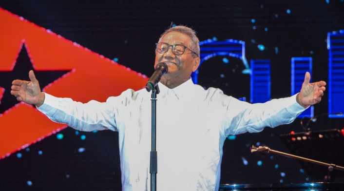 Armando Manzanero murió a los 85 años por covid-19.