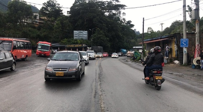 Vía Ibagué - Armenia.