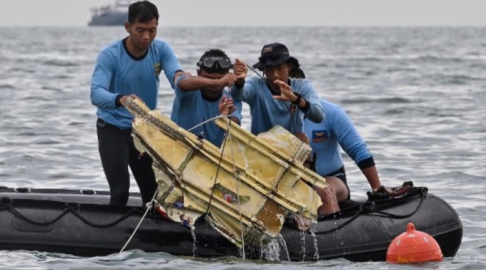 Operaciones de rescate de avión siniestrado en Indonesia