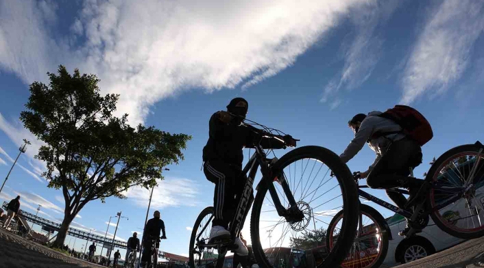Ciclistas en Bogotá- Imagen de referencia Ciclistas en Bogotá- Imagen de referencia