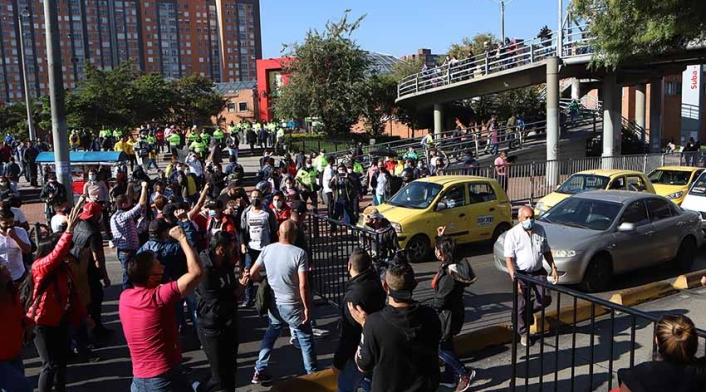 Cuarentena en Bogotá / Protestas de comerciantes en Bogotá por cuarentena