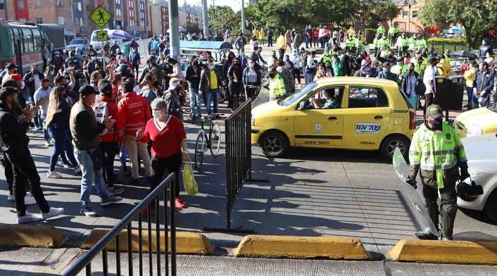 Cuarentena en Bogotá / Protestas de comerciantes en Bogotá por cuarentena