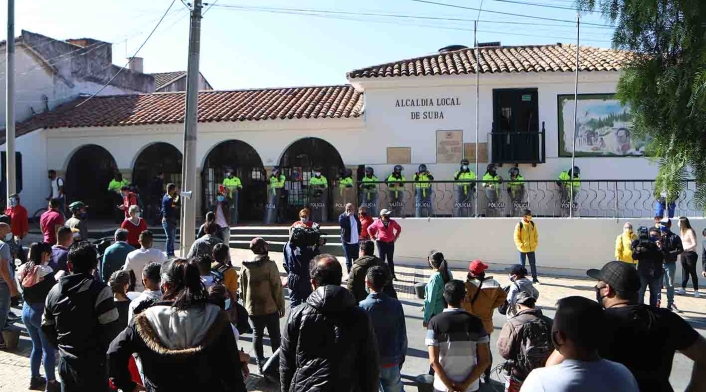 Cuarentena en Bogotá / Protestas de comerciantes en Bogotá por cuarentena