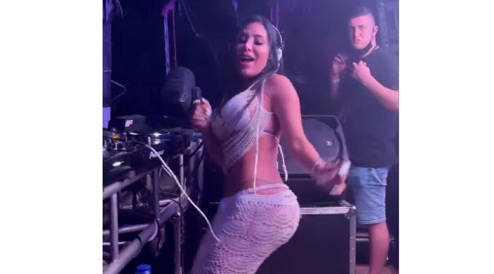 Marcela Reyes, reconocida DJ.