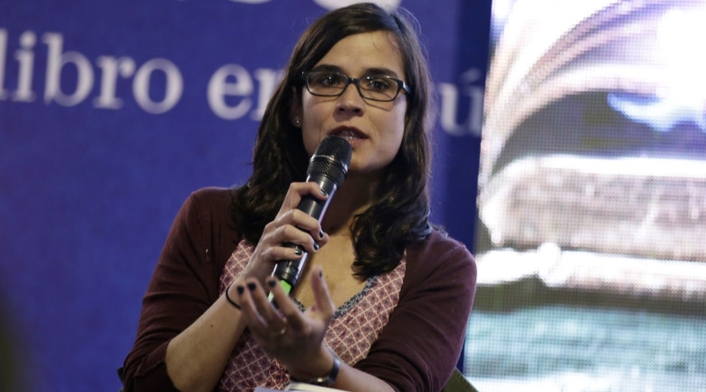 Carolina Sanín, profesora universitaria