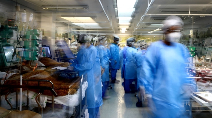 Coronavirus en Brasil tiene colapsados los hospitales.