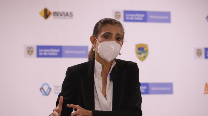 Ministra de Transporte Ángela María Orozco