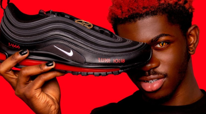Zapatillas 'satánicas' del rapero Lil Nas X