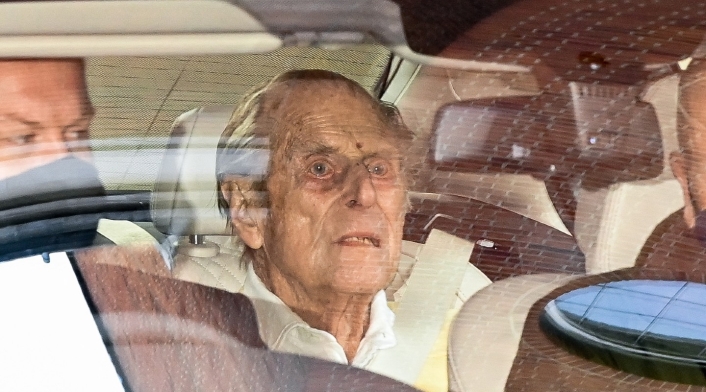Príncipe Felipe, esposo de la Reina Isabel, cumple 100 años en junio.