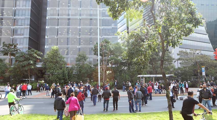 Protestas en Bogotá / Dueños de buses provisionales del SITP