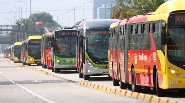 Protestas en Bogotá / Dueños de buses provisionales del SITP