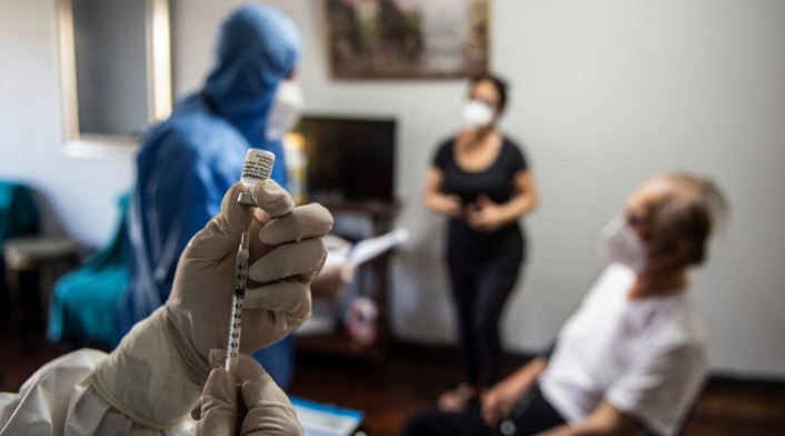 Vacuna de coronavirus para adultos mayores Vacuna de coronavirus para adultos mayores