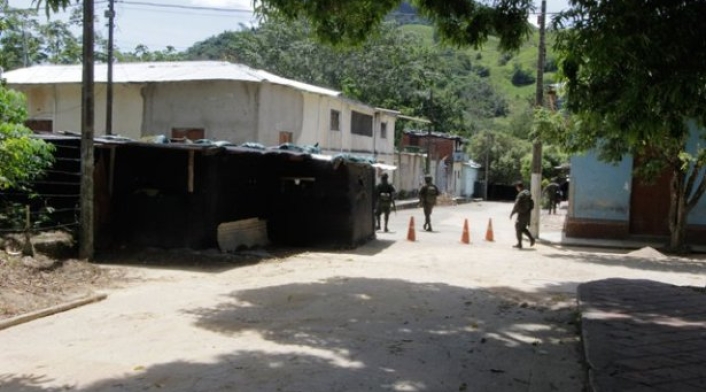 Hostigamiento a puesto de policía en Tibú