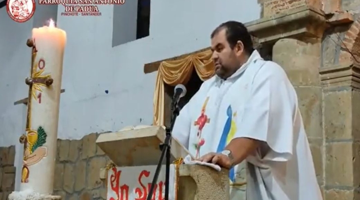 Pastor se queja contra reforma tributaria