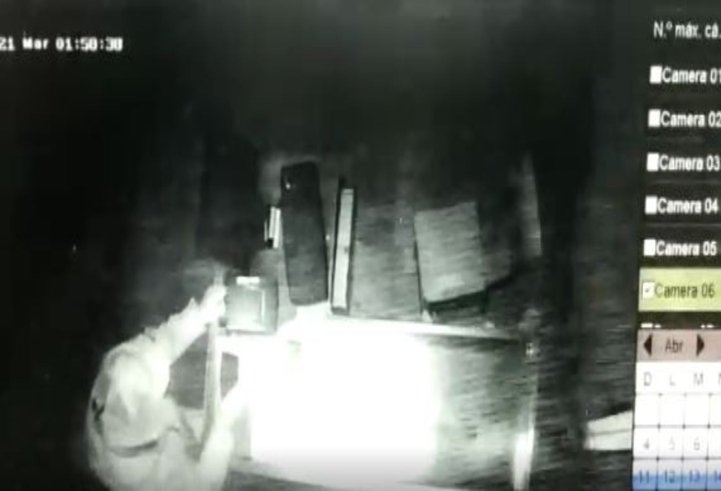 Roban negocio por quinta vez en Bogotá Roban negocio por quinta vez en Bogotá