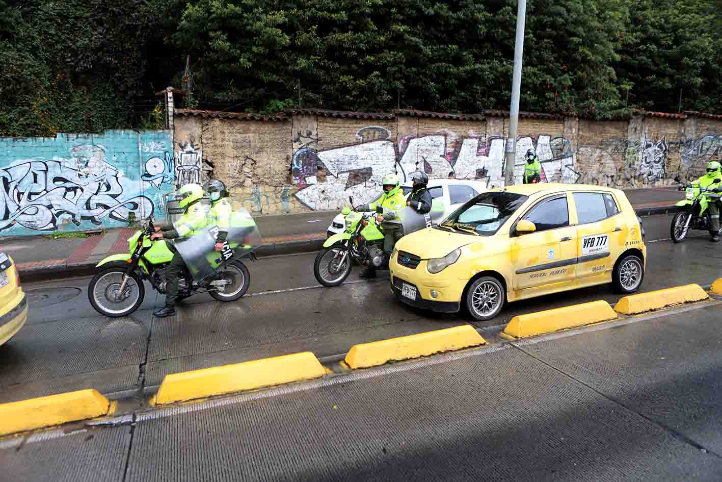 Taxistas: plan tortuga en Bogotá
