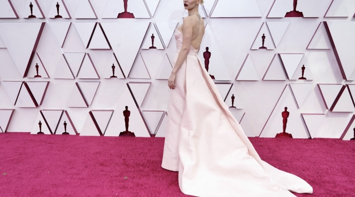 Vanessa Kirby