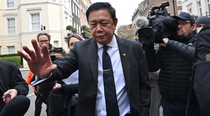 Kyaw Zwar, destituido embajador de Birmania en Reino Unido