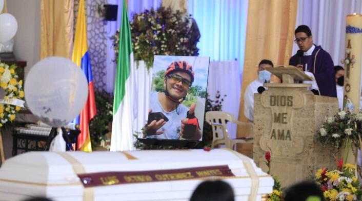 Referencia sepelio de Luis Octavio Gutiérrez, gerente del Hospital de Caucasia.