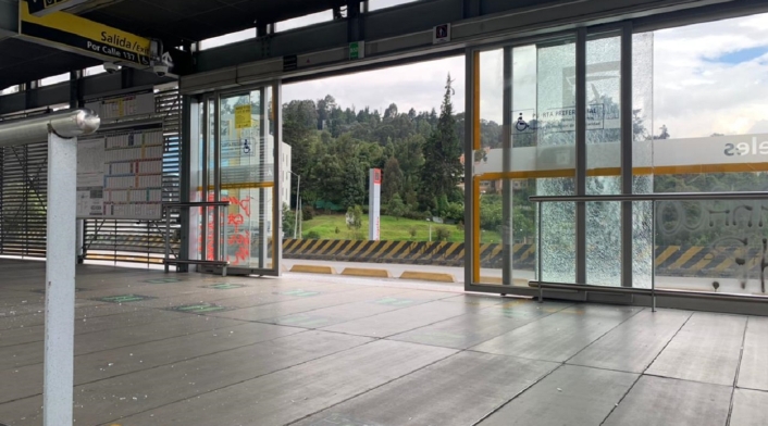 Vandalismo en estaciones de Transmilenio, durante las protestas