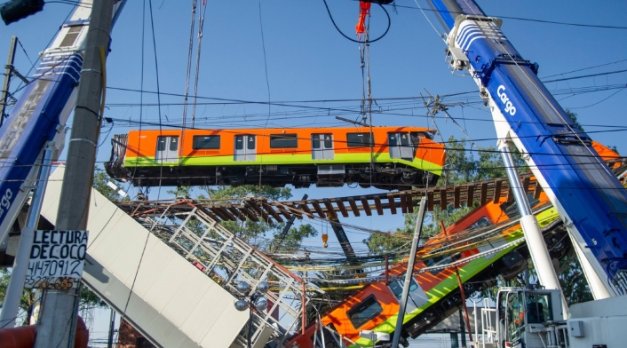 Accidente del metro de México dejo al menos 25 muertos