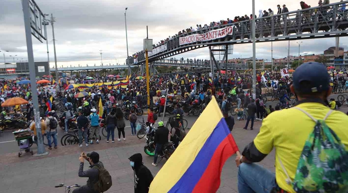 Enfrentamiento en el Portal Las Américas