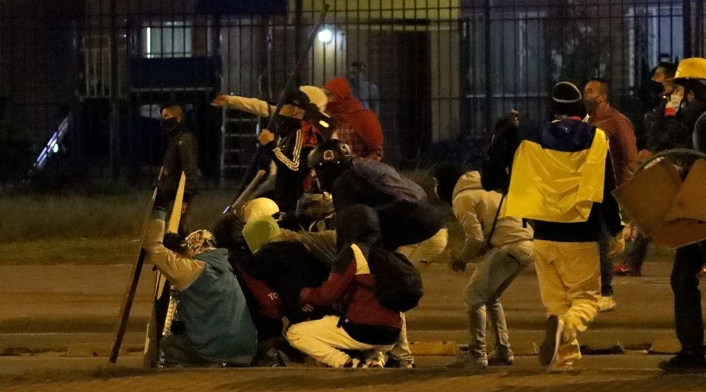Enfrentamiento en el Portal Las Américas