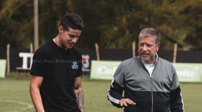 James Rodríguez y Bolillo Gómez