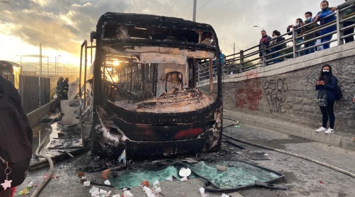 Transmilenio quemado en Soacha