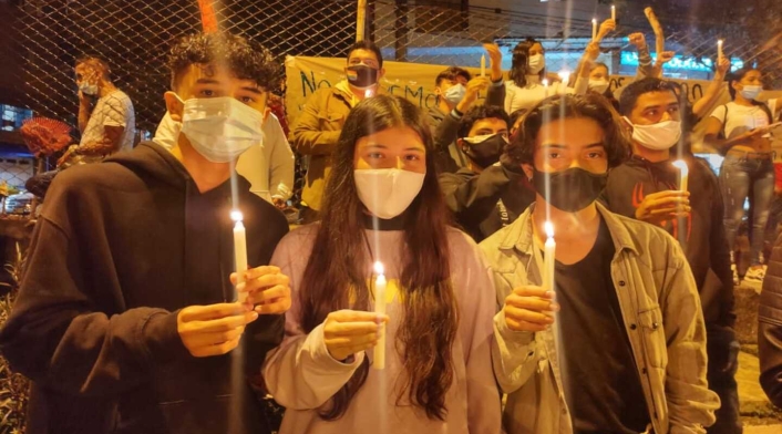 Velatón en la comuna 13 de Medellín.