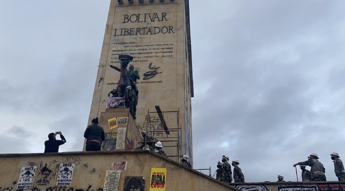 Vandalismo en el Monumentos a los Héroes