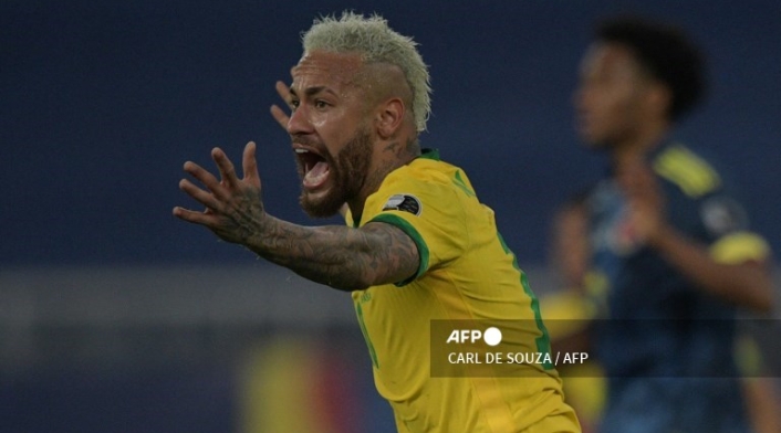 Neymar, jugador de Brasil