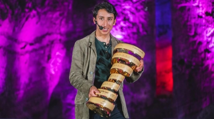 Egan Bernal en homenaje en Zipaquirá. Egan Bernal en homenaje en Zipaquirá.