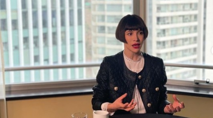 Daniela Ramírez, interpretando a Isabel Allende