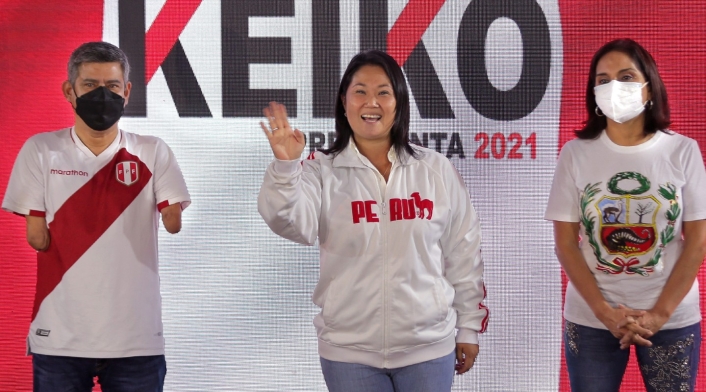 Keiko Fujimori puntea en las elecciones en Perú
