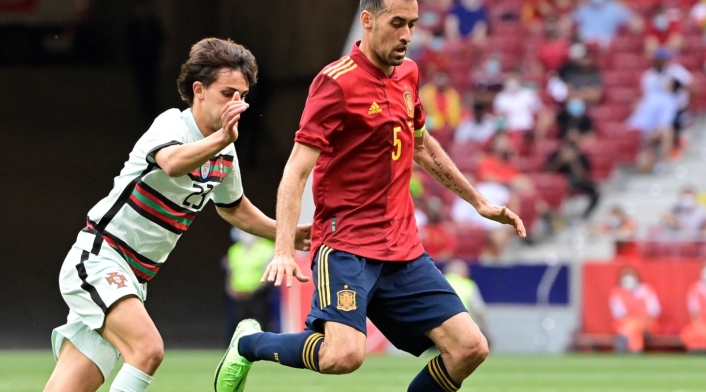 Sergio Busquets tiene covid y no jugará con la selección de España Sergio Busquets tiene covid y no jugará con la selección de España