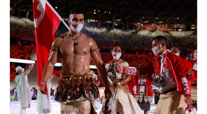 Pita Taufatofua, abanderado de Tonga en los Juegos Olímpicos Tokio 2020