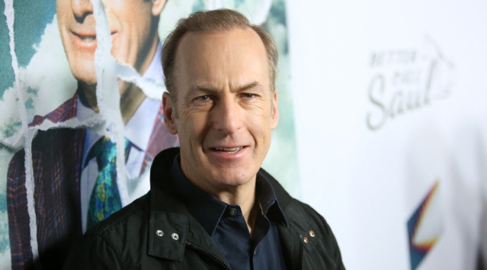 Actor Bob Odenkirk se desplomó en grabaciones