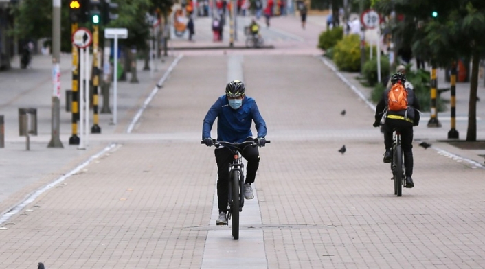 El uso de tapabocas en Bogotá es obligatorio desde hace un año. El uso de tapabocas en Bogotá es obligatorio desde hace un año.