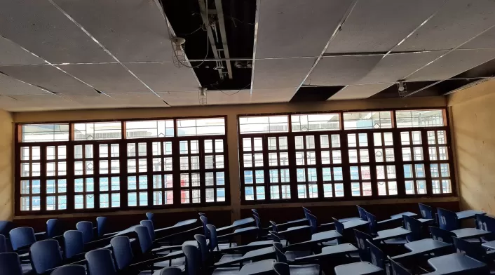 Salón de clases de colegio Salón de clases de colegio