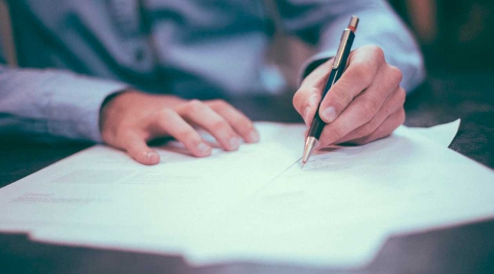 Firma de contrato de trabajo