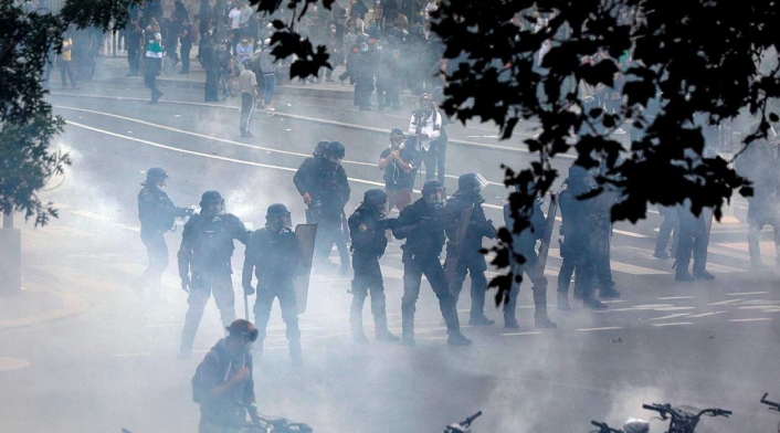 Protestas en Francia contra pasaporte sanitario