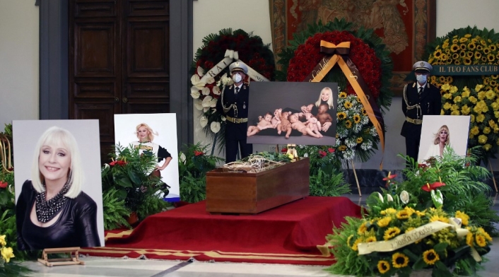 Raffaella Carrà funeral exequias