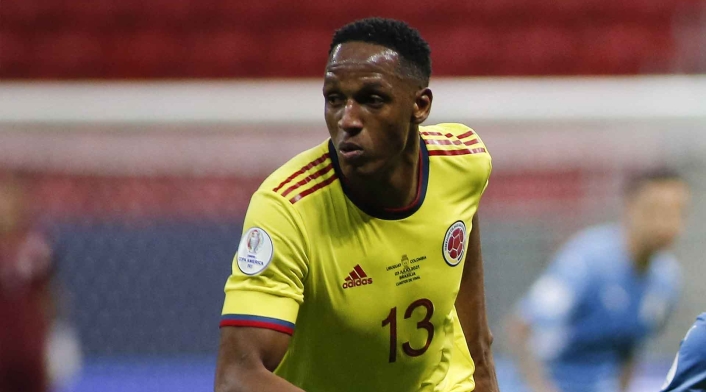 Yerry Mina, central colombiano