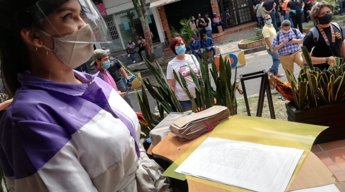 Negocios exigirán carné de vacunación